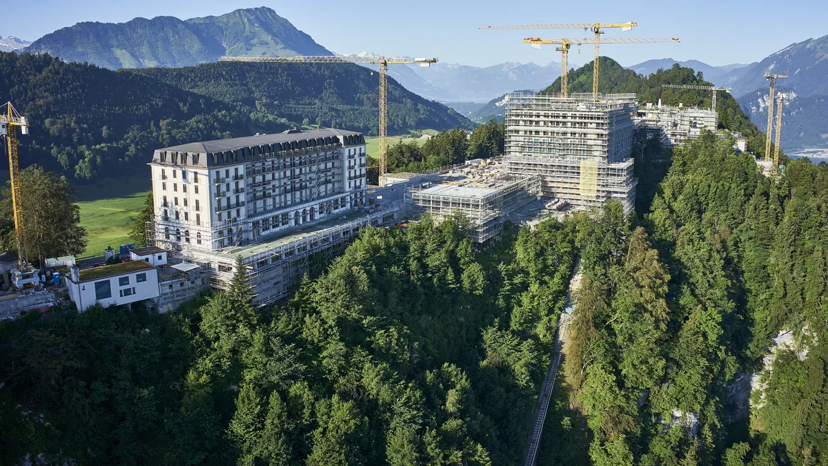 Are Vance and Kushner near a Swiss Channel nuclear deal?