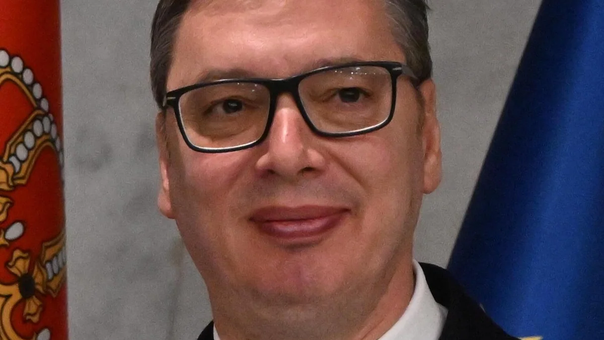Serbia presidendi lahkumine: kui poliitika arve tasutakse eludega